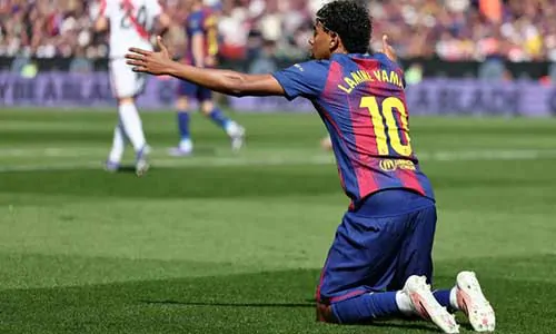 هل كان ينبغي احتساب ركلة جزاء لبرشلونة بسبب خطأ ارتكبه لامين يامال ضد رايو؟